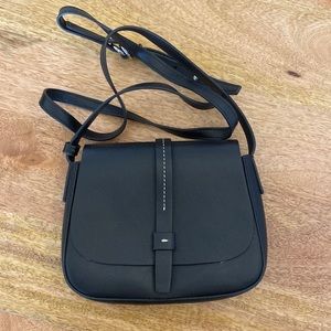 Gap black crossbody bag, barely used.